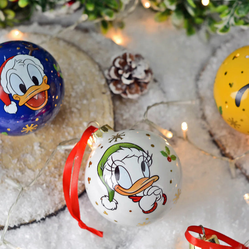 Weihnachtskugel Winter Magic - Daisy Duck