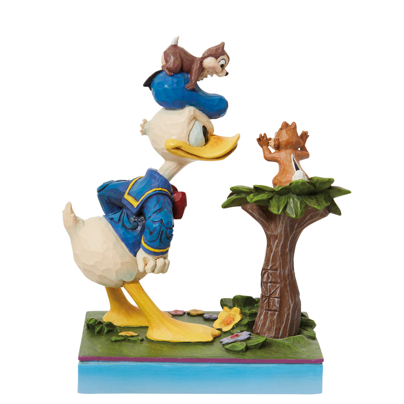 Donald Duck und Ahörnchen und Behörnchen (Chip und Dale)